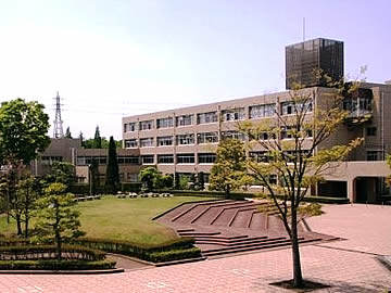 伊奈学園総合高等学校