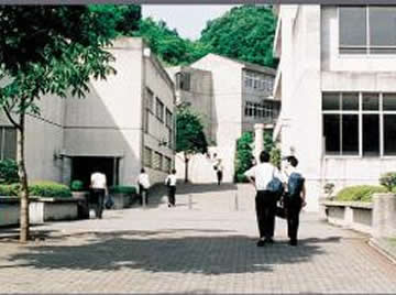 東海大学菅生高等学校
