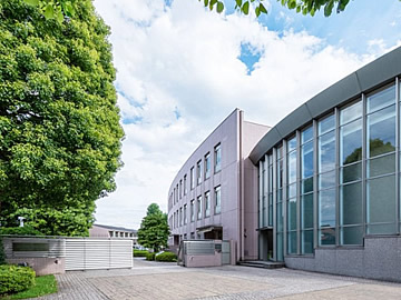 早稲田大学系属早稲田実業学校高等部