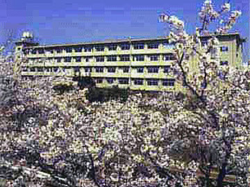 市ヶ尾高等学校