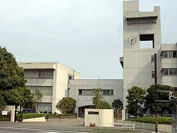 新栄高等学校