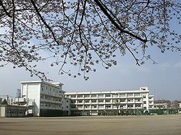 新城高等学校